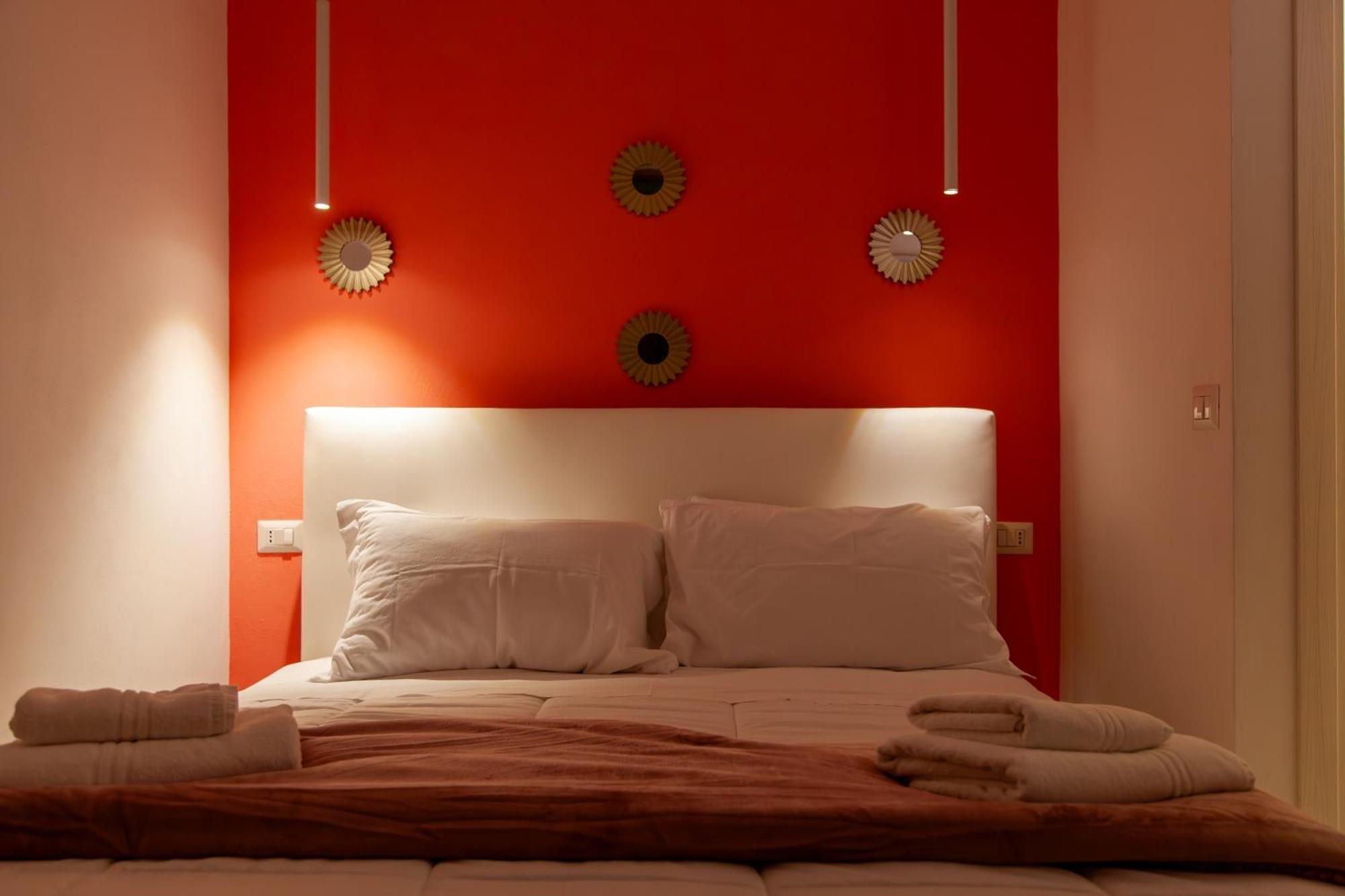 Easy Boarding Hotel Napoli Ngoại thất bức ảnh