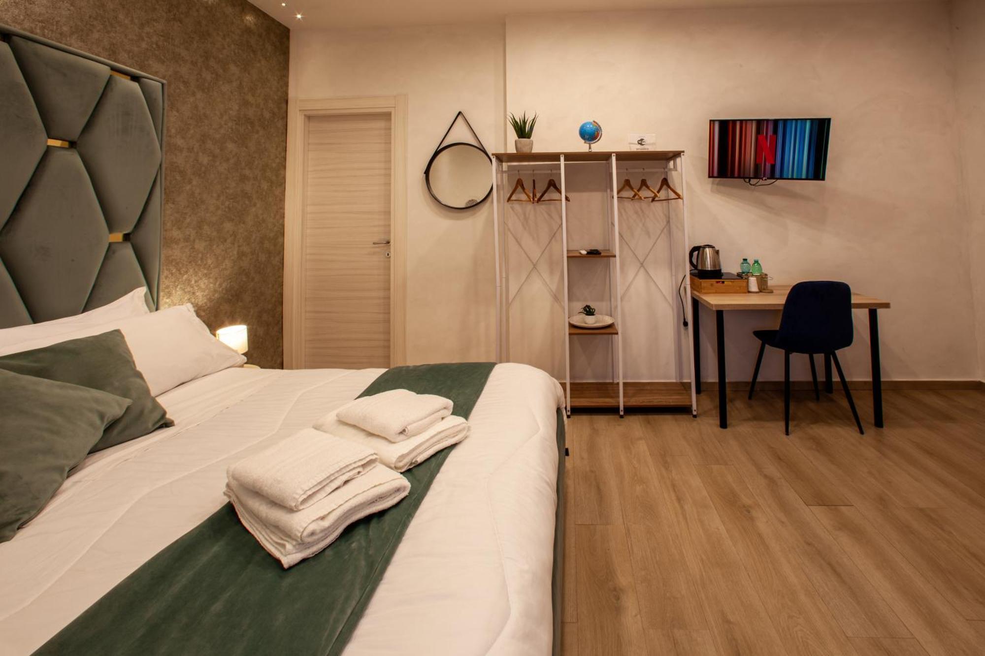 Easy Boarding Hotel Napoli Phòng bức ảnh